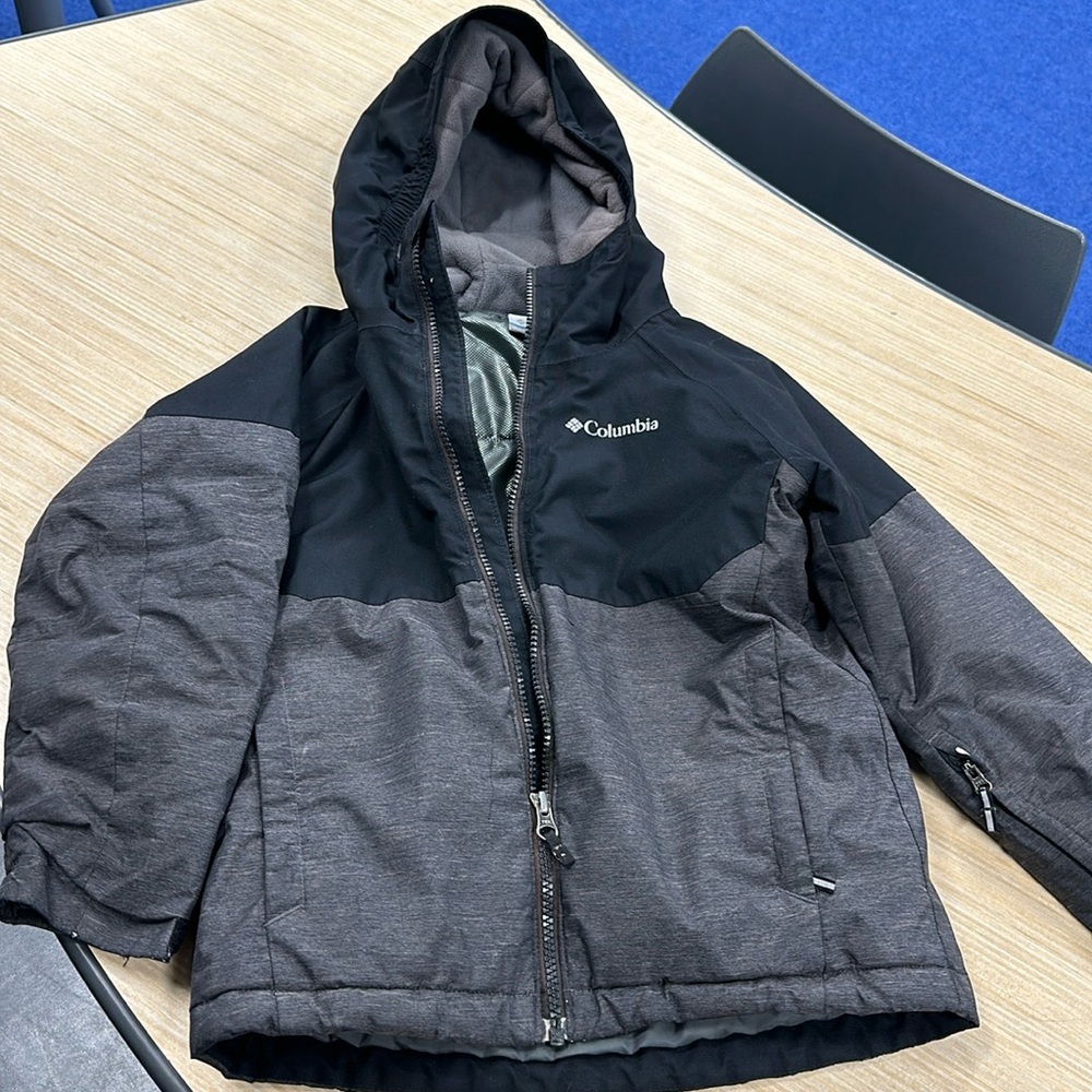 Columbia jacket size 6/7